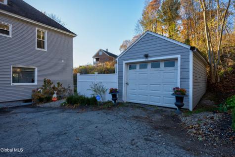 12 The Mall Street Amsterdam NY 12010