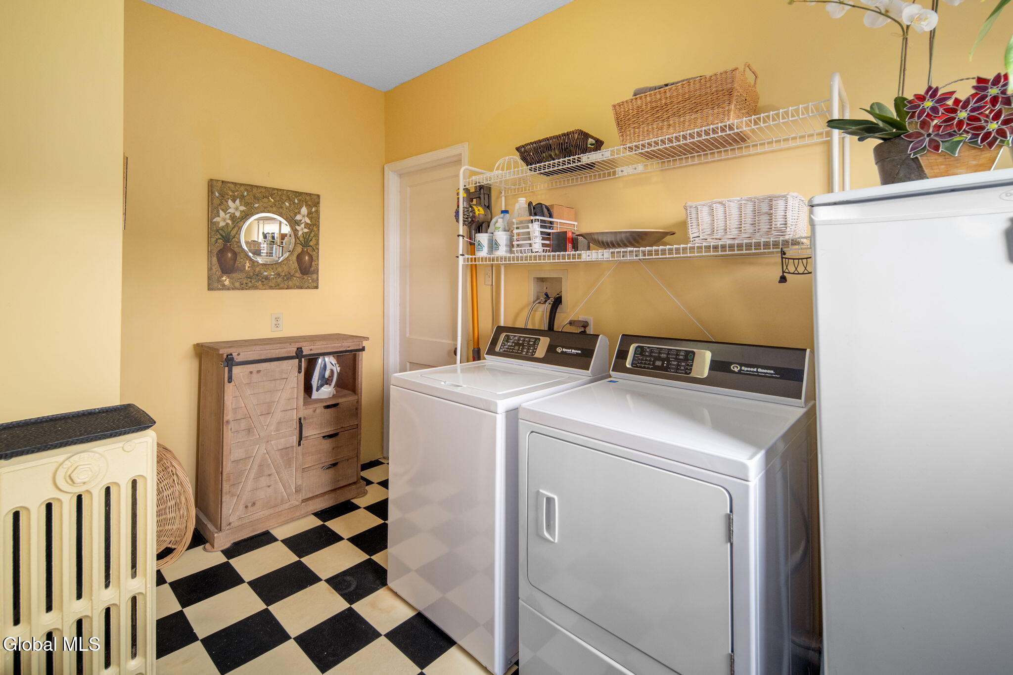 108 S Melcher Street Johnstown NY 12095