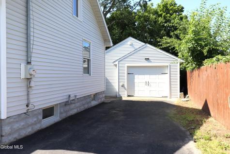 319 Melrose Street Rotterdam NY 12306