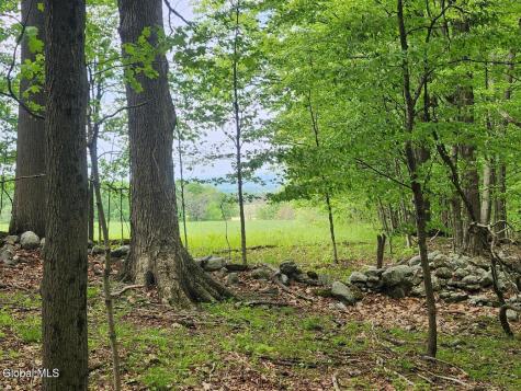 470 Hoag Road Valley Falls NY 12185
