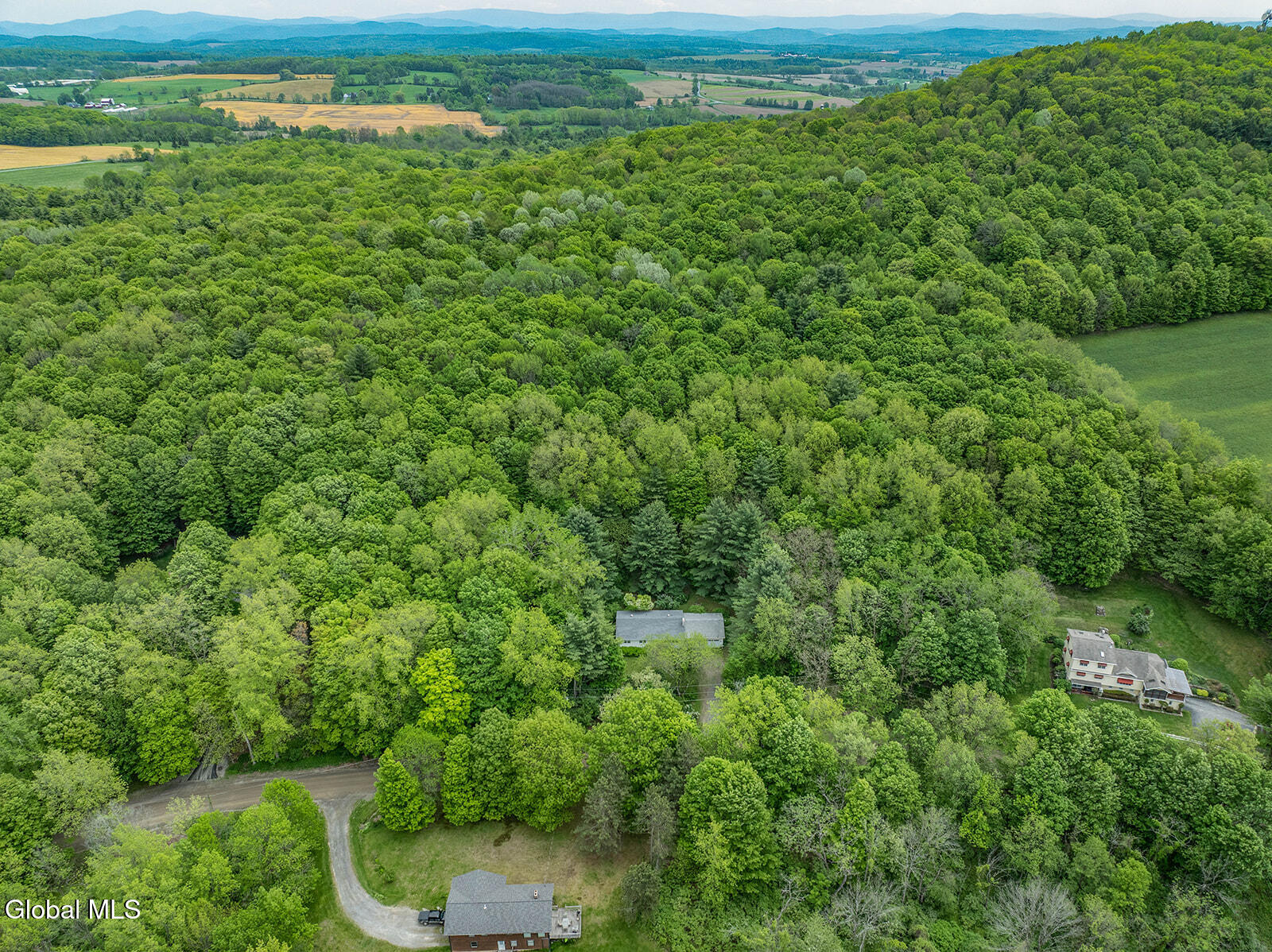 470 Hoag Road Valley Falls NY 12185