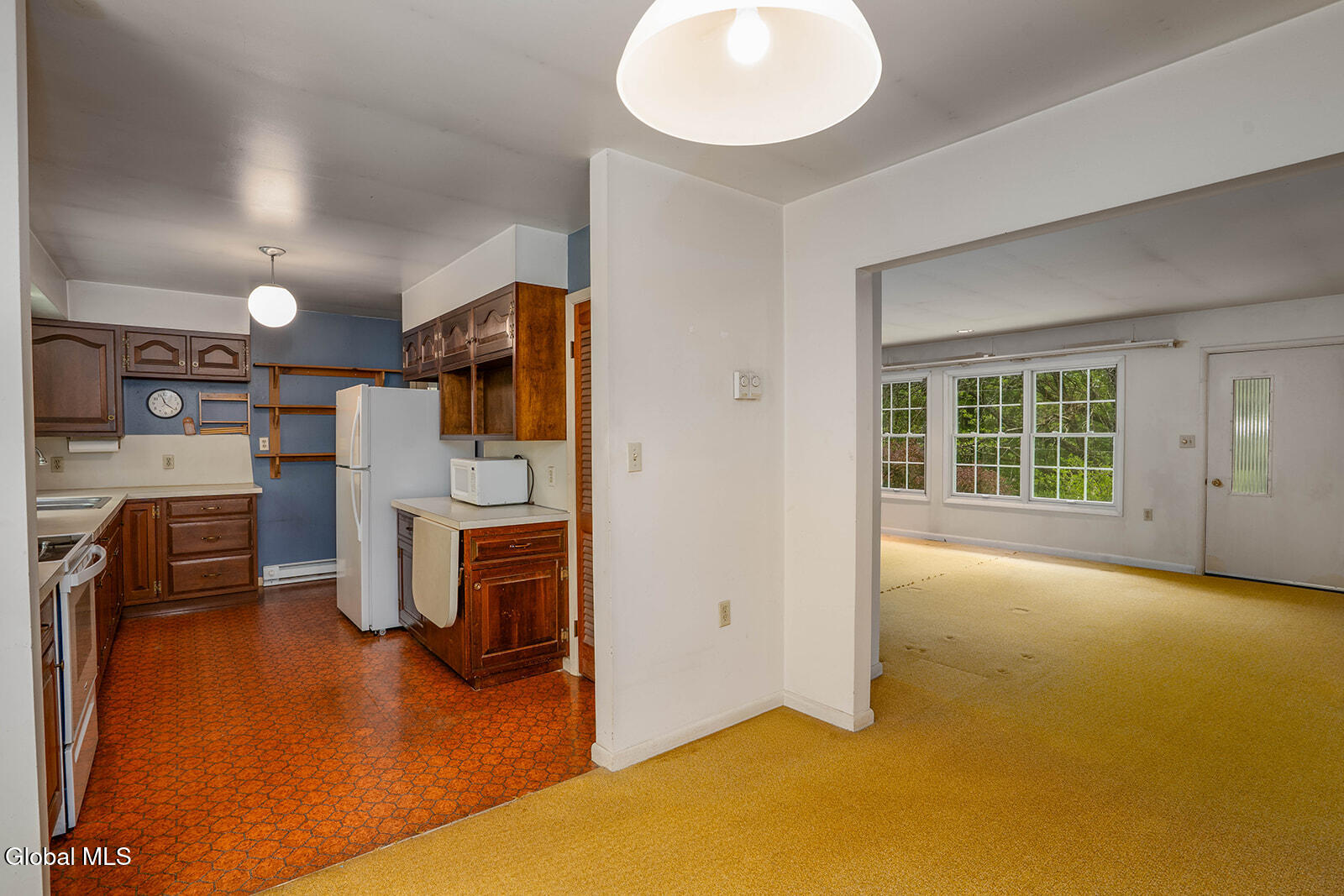 470 Hoag Road Valley Falls NY 12185