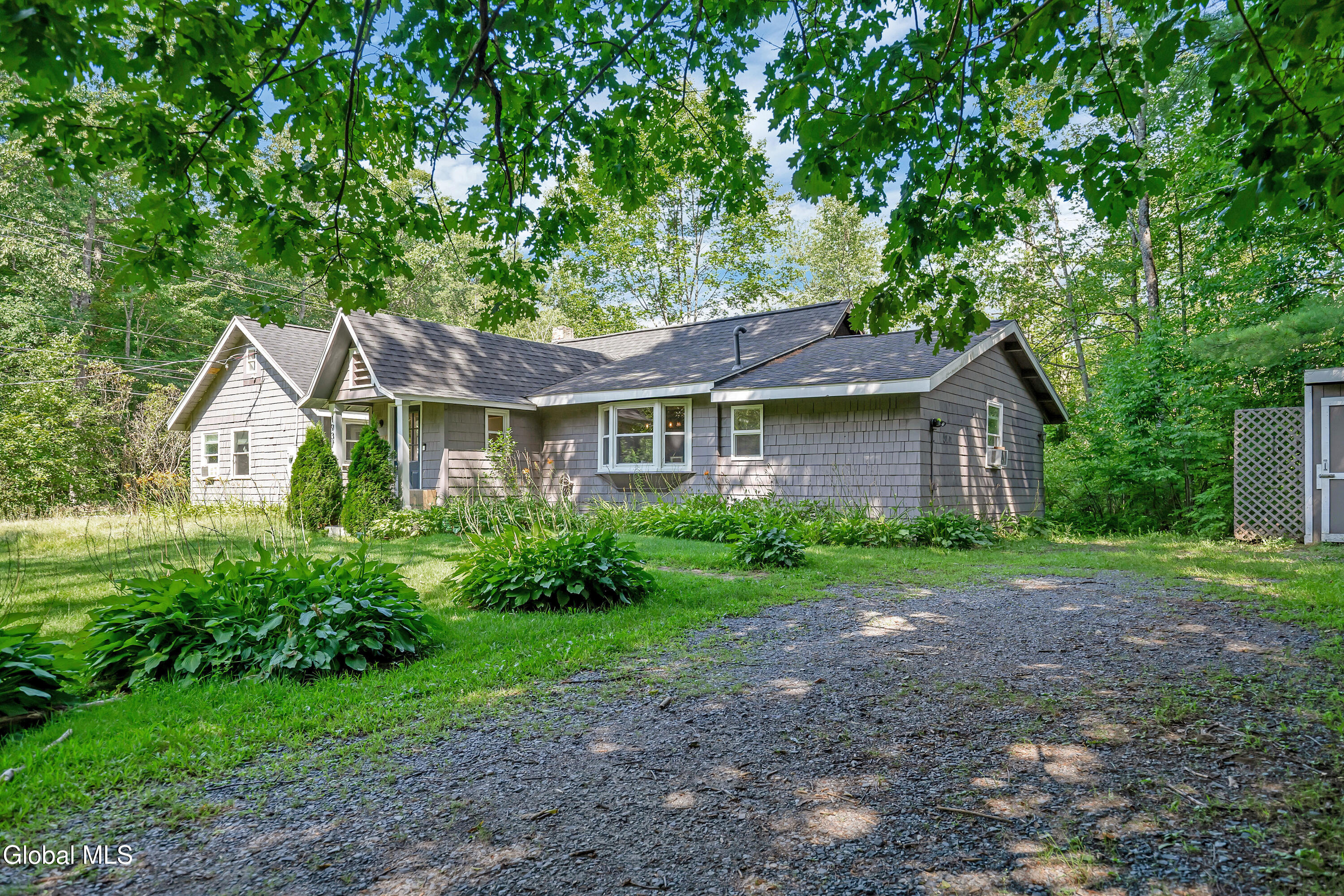 1937 Nys Rt 9n Saratoga Springs NY 12866
