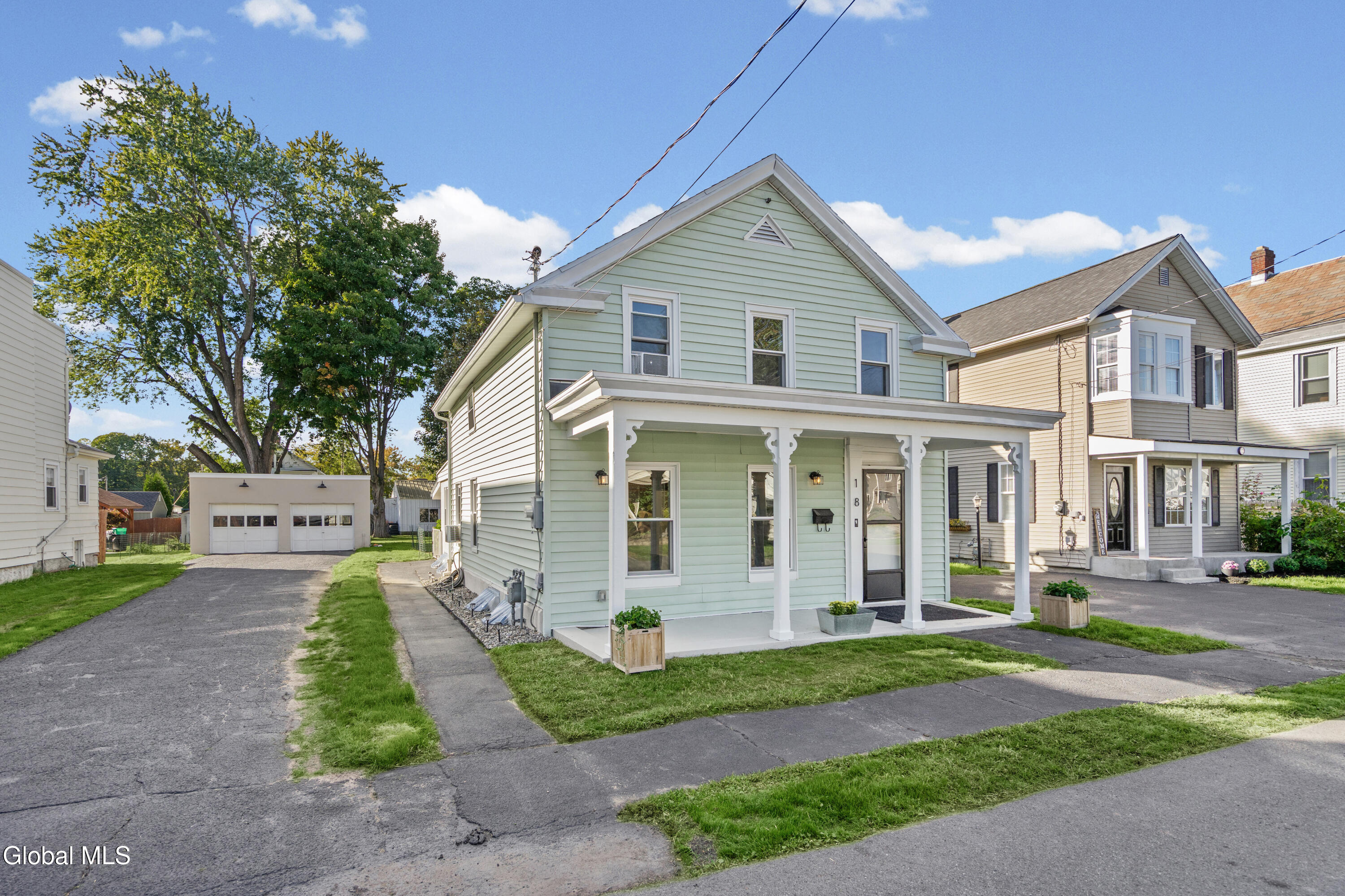18 7th Street Waterford NY 12188