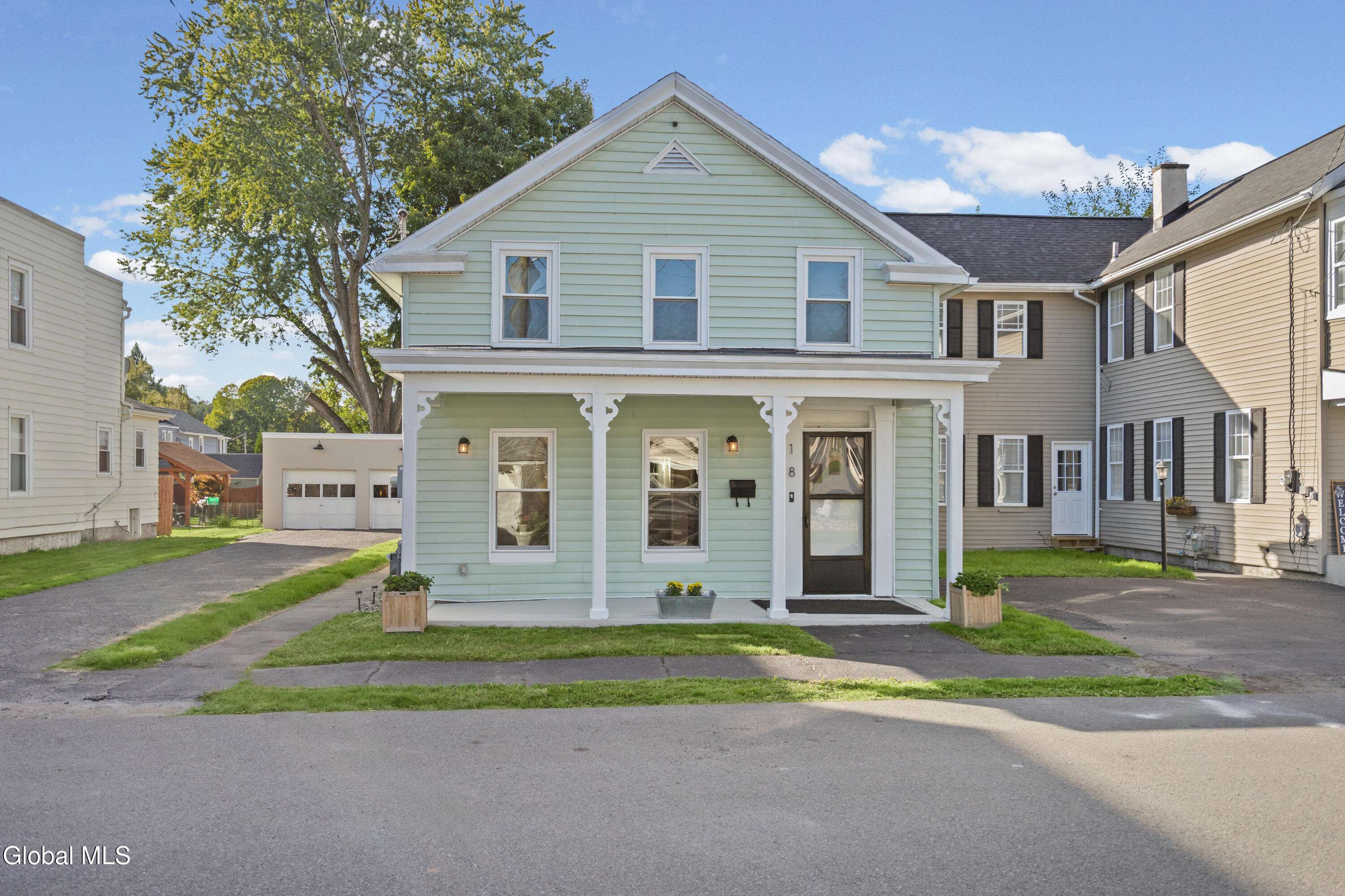 18 7th Street Waterford NY 12188