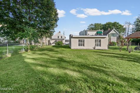 18 7th Street Waterford NY 12188