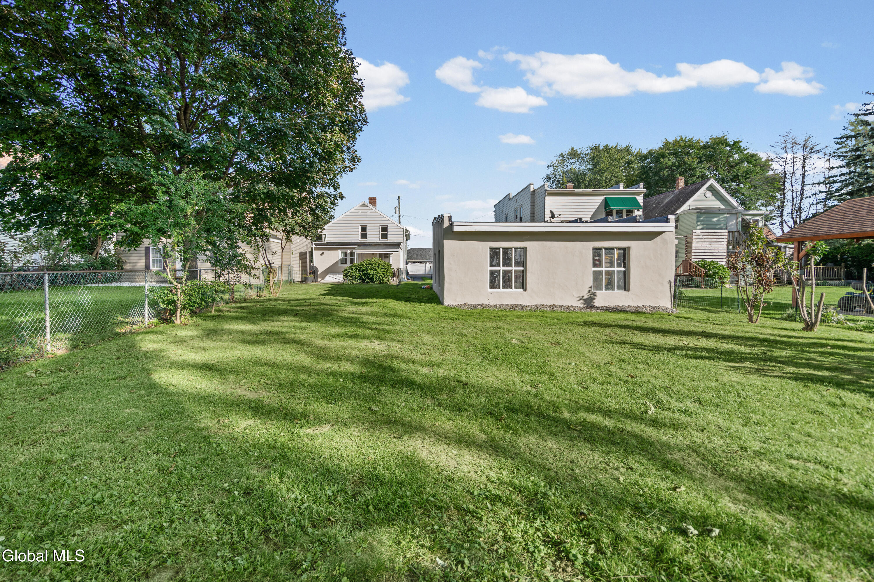 18 7th Street Waterford NY 12188