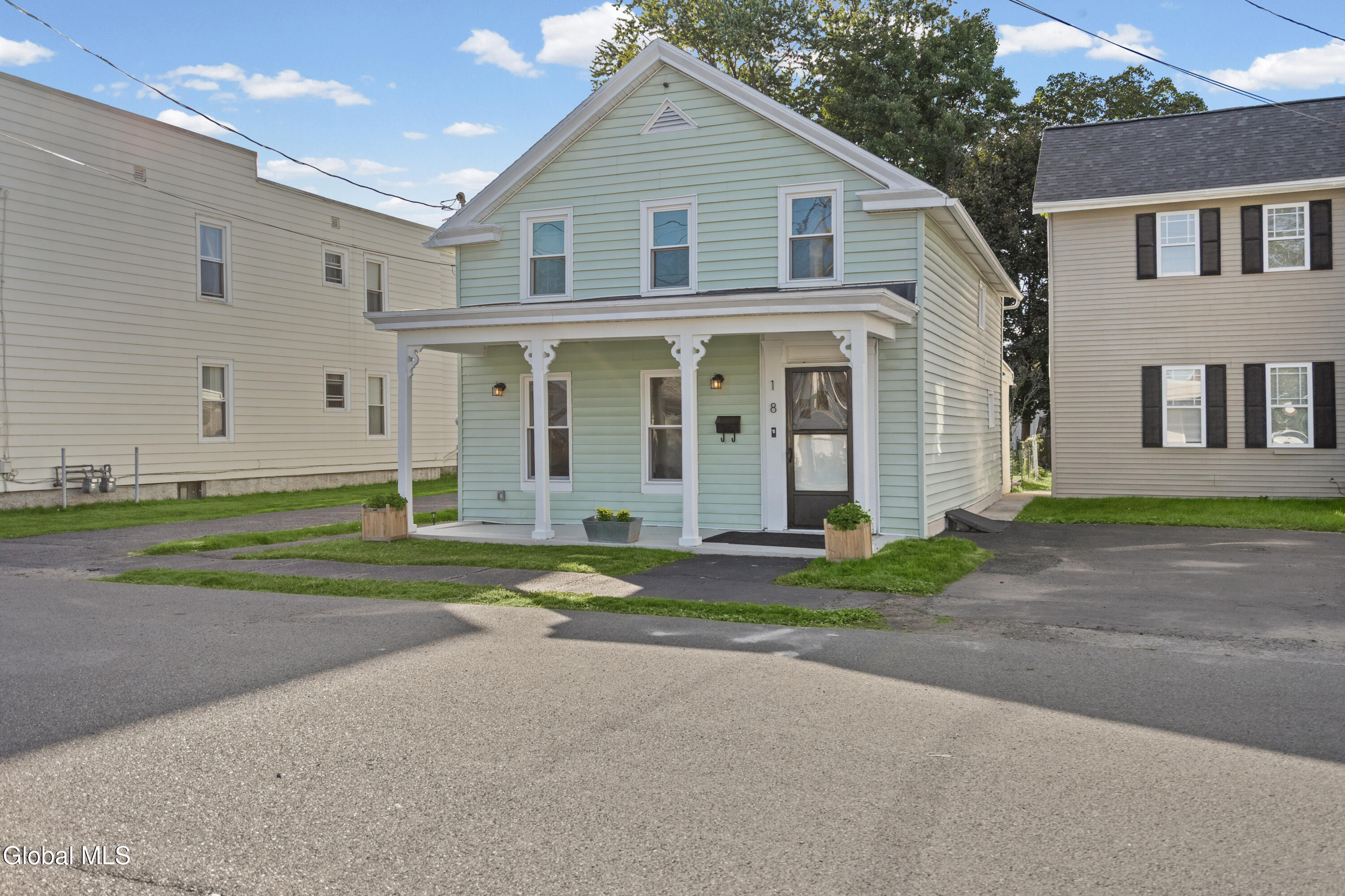 18 7th Street Waterford NY 12188