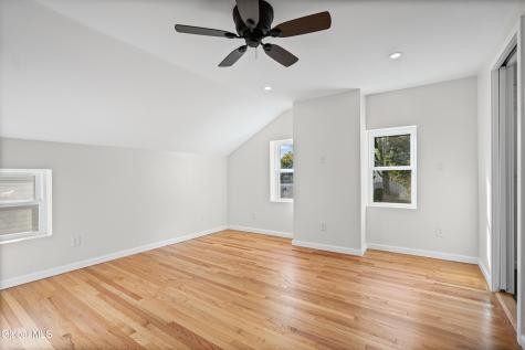 18 7th Street Waterford NY 12188