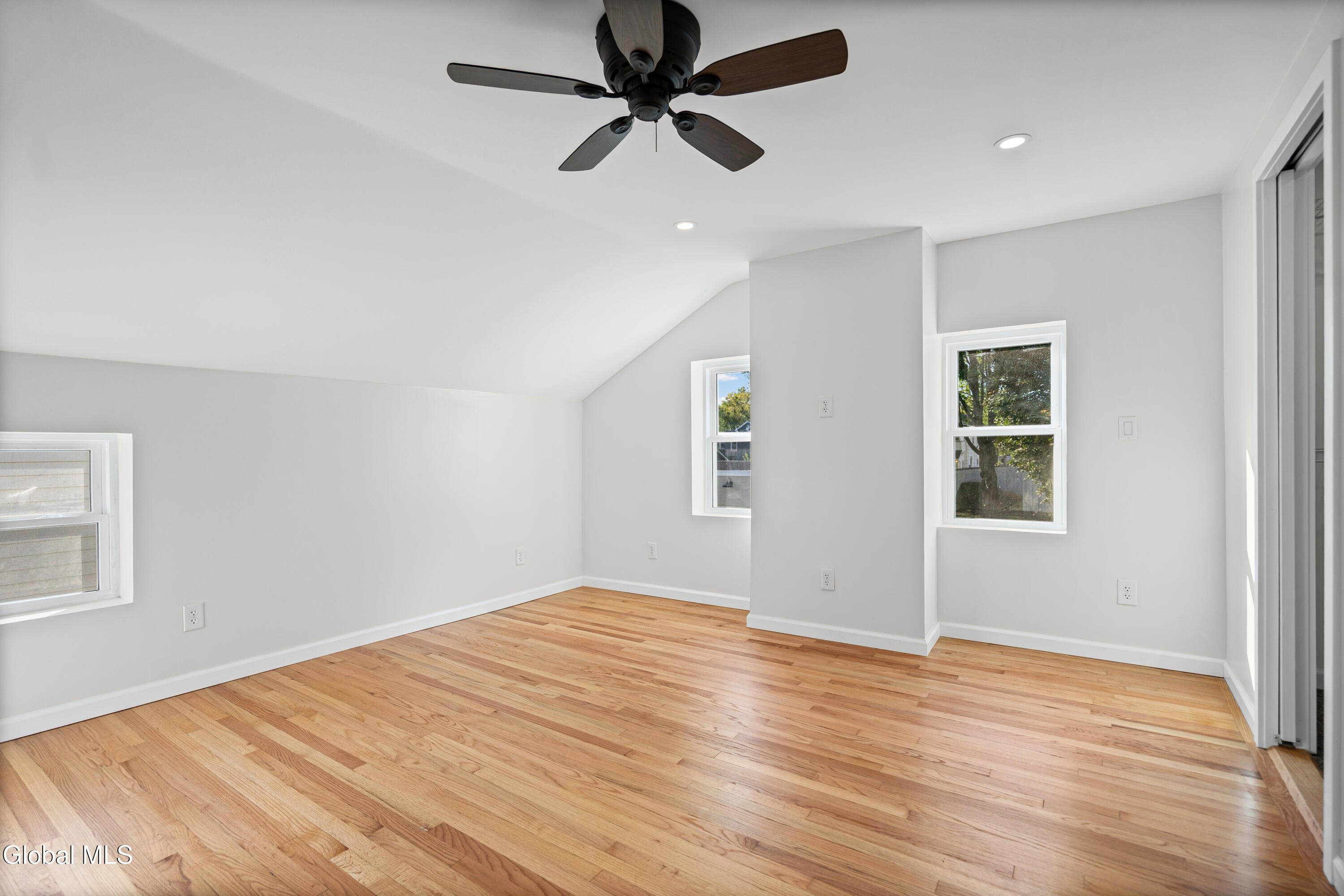 18 7th Street Waterford NY 12188