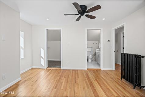 18 7th Street Waterford NY 12188