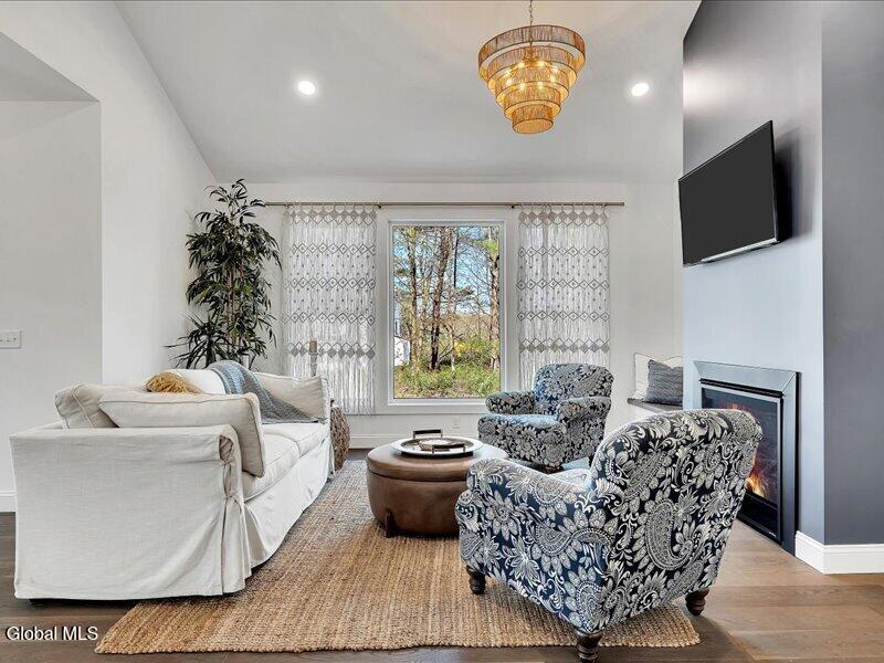 61 Guiliana Boulevard Wynantskill NY 12198