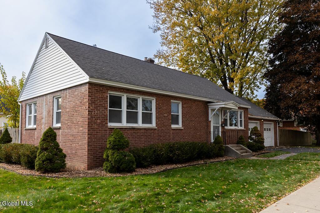 256 Tampa Avenue Albany NY 12208