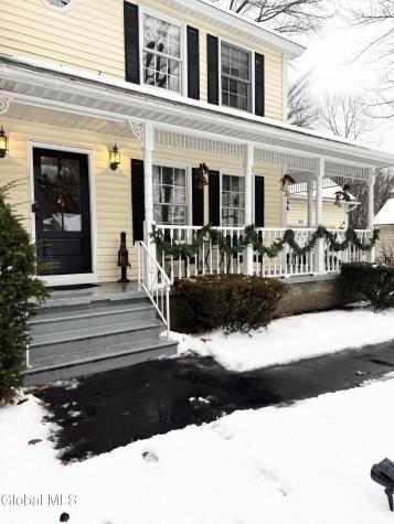 38 Deer Run Hollow Halfmoon NY 12065