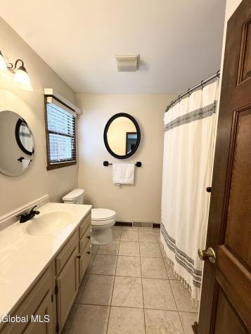 38 Deer Run Hollow Halfmoon NY 12065