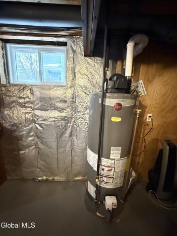 38 Deer Run Hollow Halfmoon NY 12065