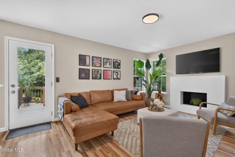 35 Commons Boulevard Halfmoon NY 12065