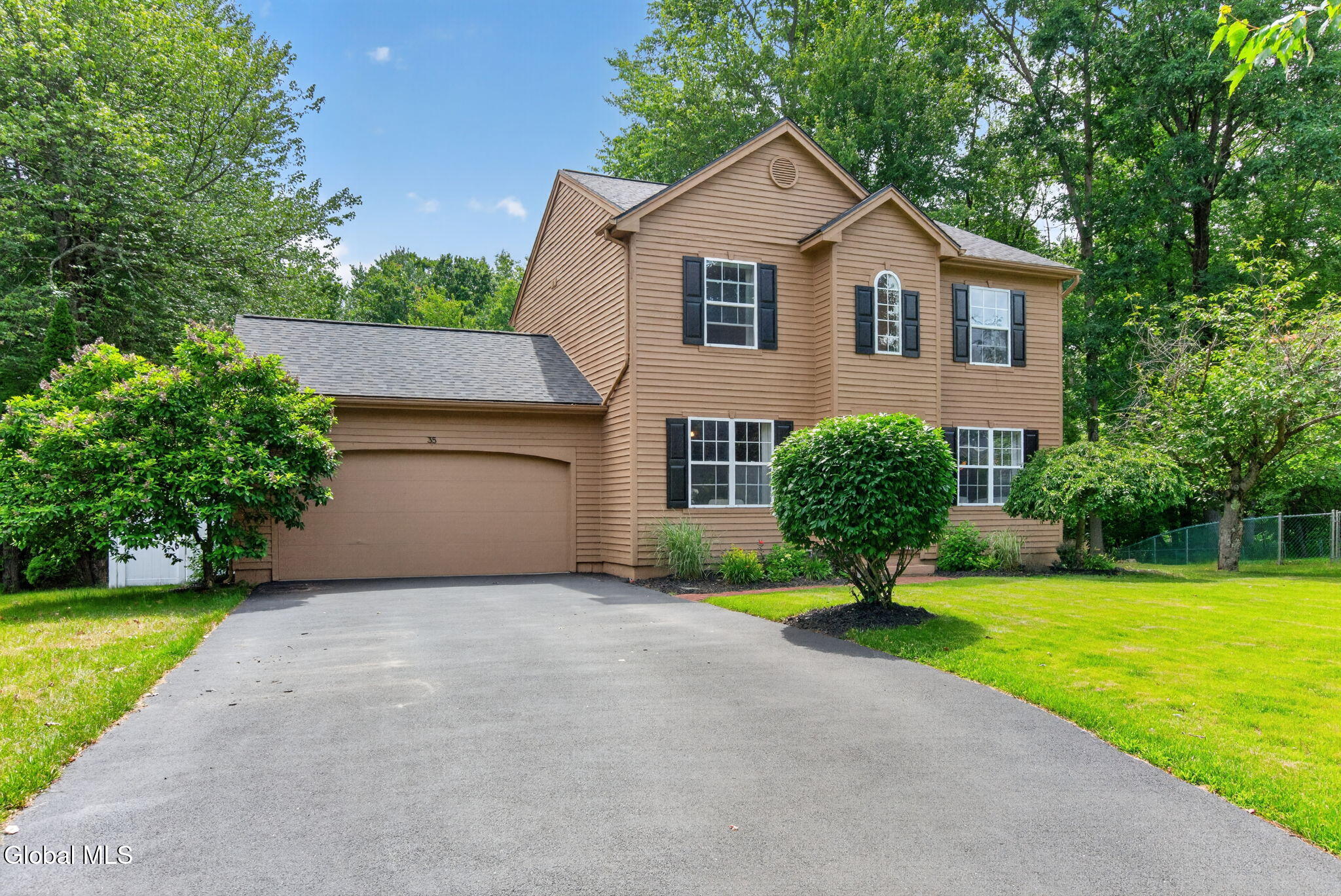35 Commons Boulevard Halfmoon NY 12065