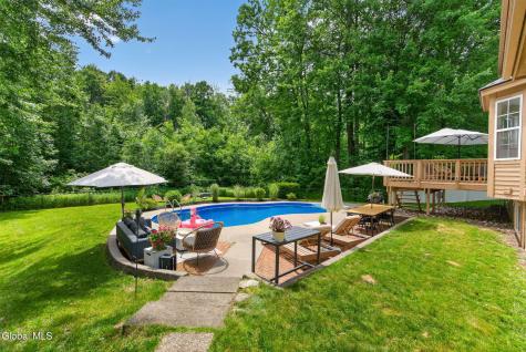 35 Commons Boulevard Halfmoon NY 12065