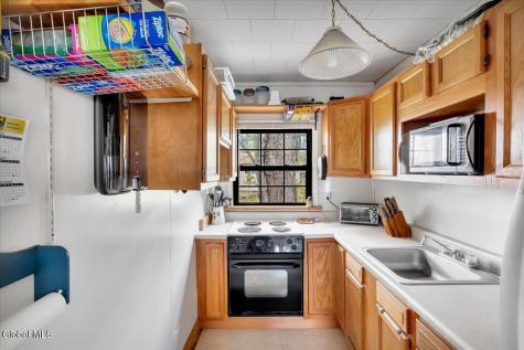 124 Mohawk Avenue Broadalbin NY 12025