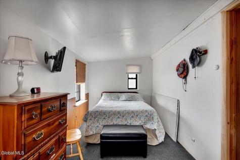 124 Mohawk Avenue Broadalbin NY 12025