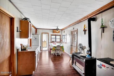 124 Mohawk Avenue Broadalbin NY 12025