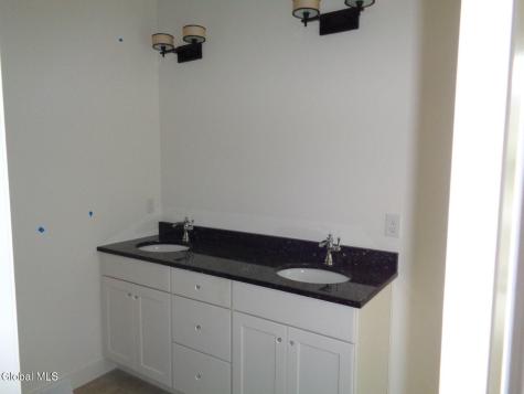 19 Jack Drive Mechanicville NY 12118