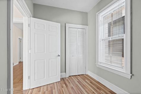 434 8th Avenue Troy NY 12182