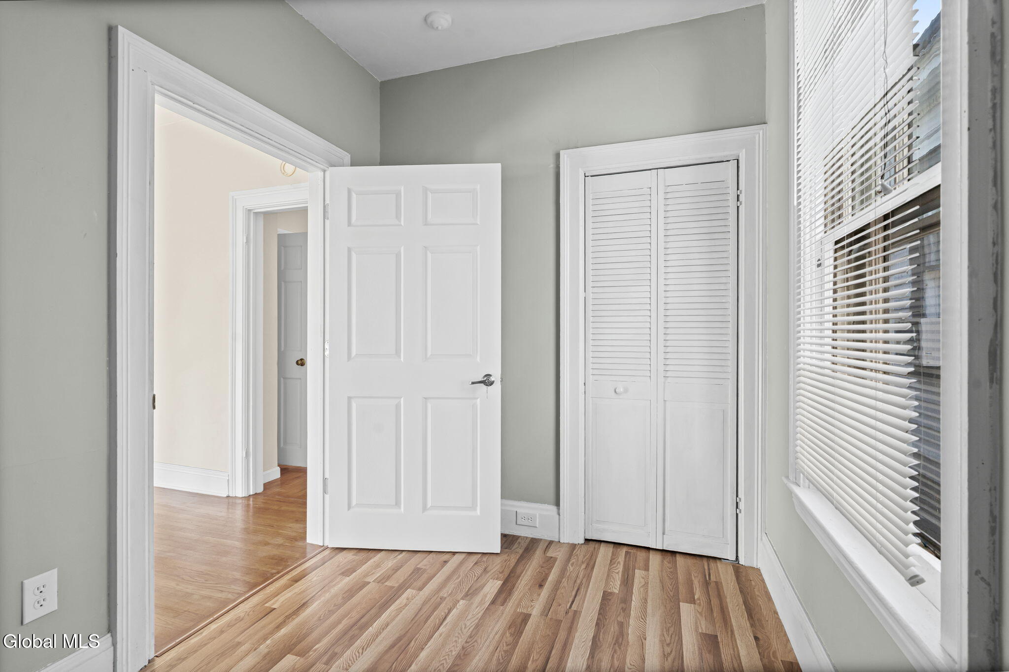 434 8th Avenue Troy NY 12182