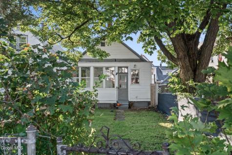 434 8th Avenue Troy NY 12182