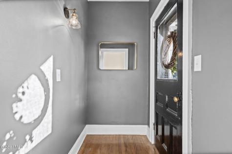 434 8th Avenue Troy NY 12182