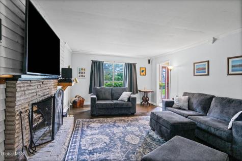 9 Haviland Drive Schenectady NY 12302