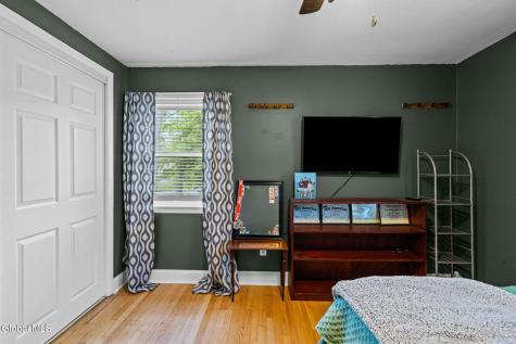 9 Haviland Drive Schenectady NY 12302