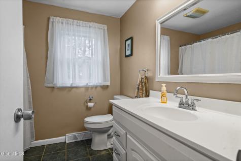 9 Haviland Drive Schenectady NY 12302