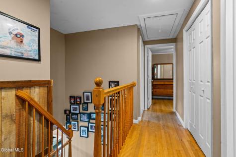 9 Haviland Drive Schenectady NY 12302