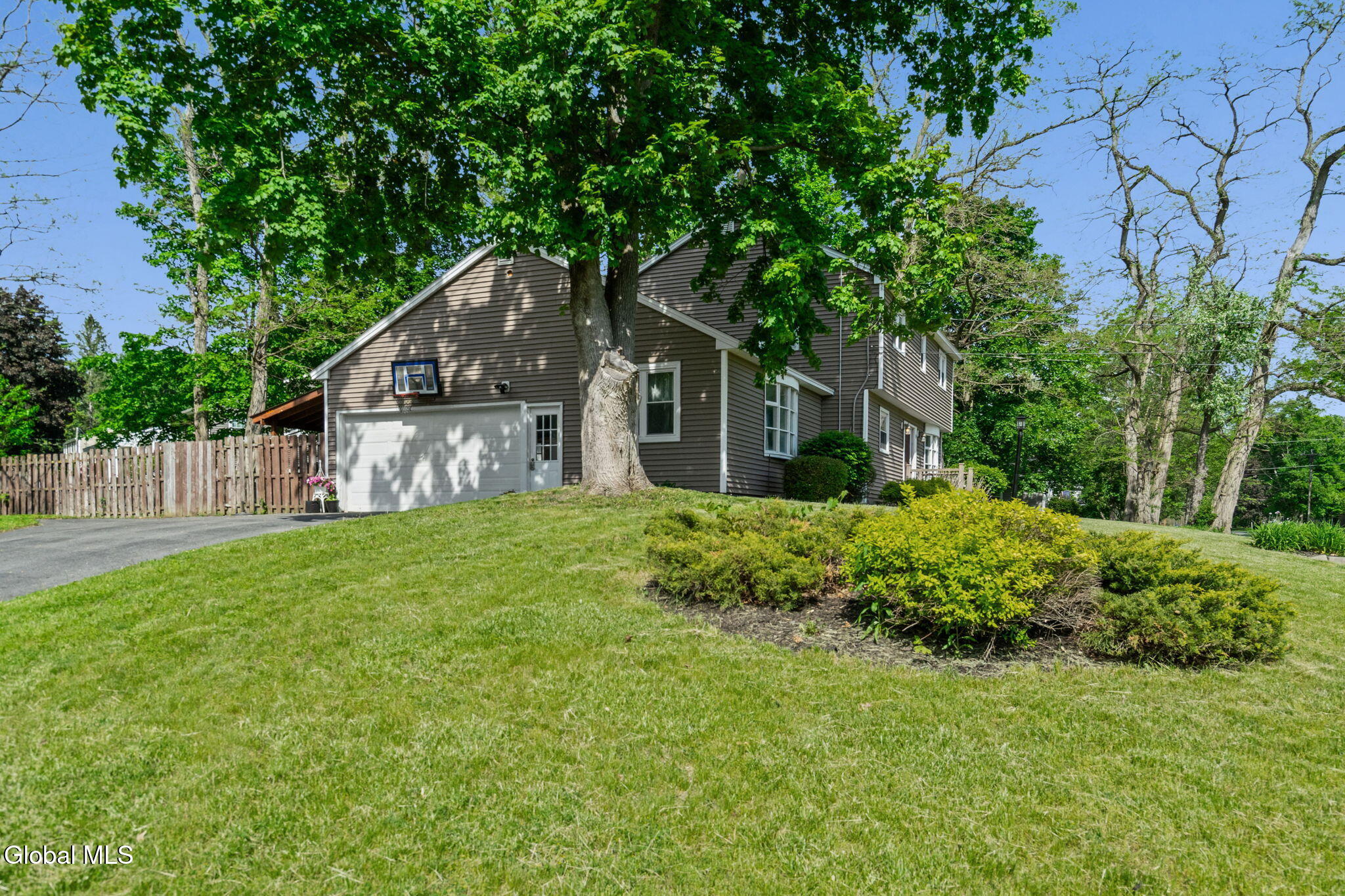 9 Haviland Drive Schenectady NY 12302