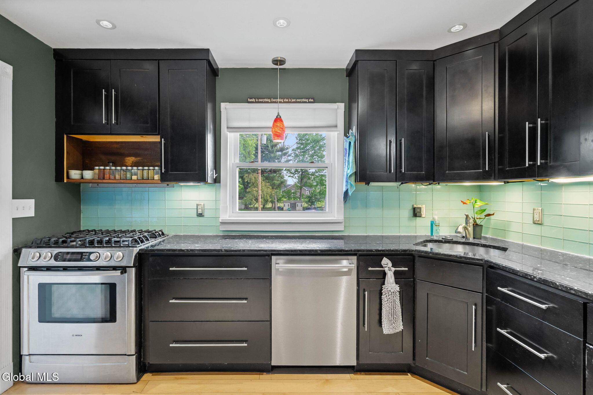 9 Haviland Drive Schenectady NY 12302