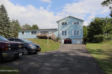 49 Abbott Drive Poestenkill NY 12140