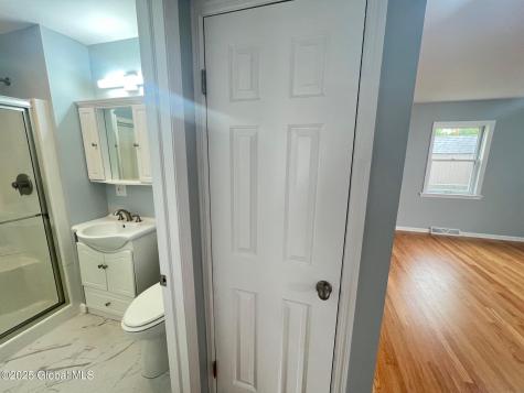 24 Canton Street Schenectady NY 12304