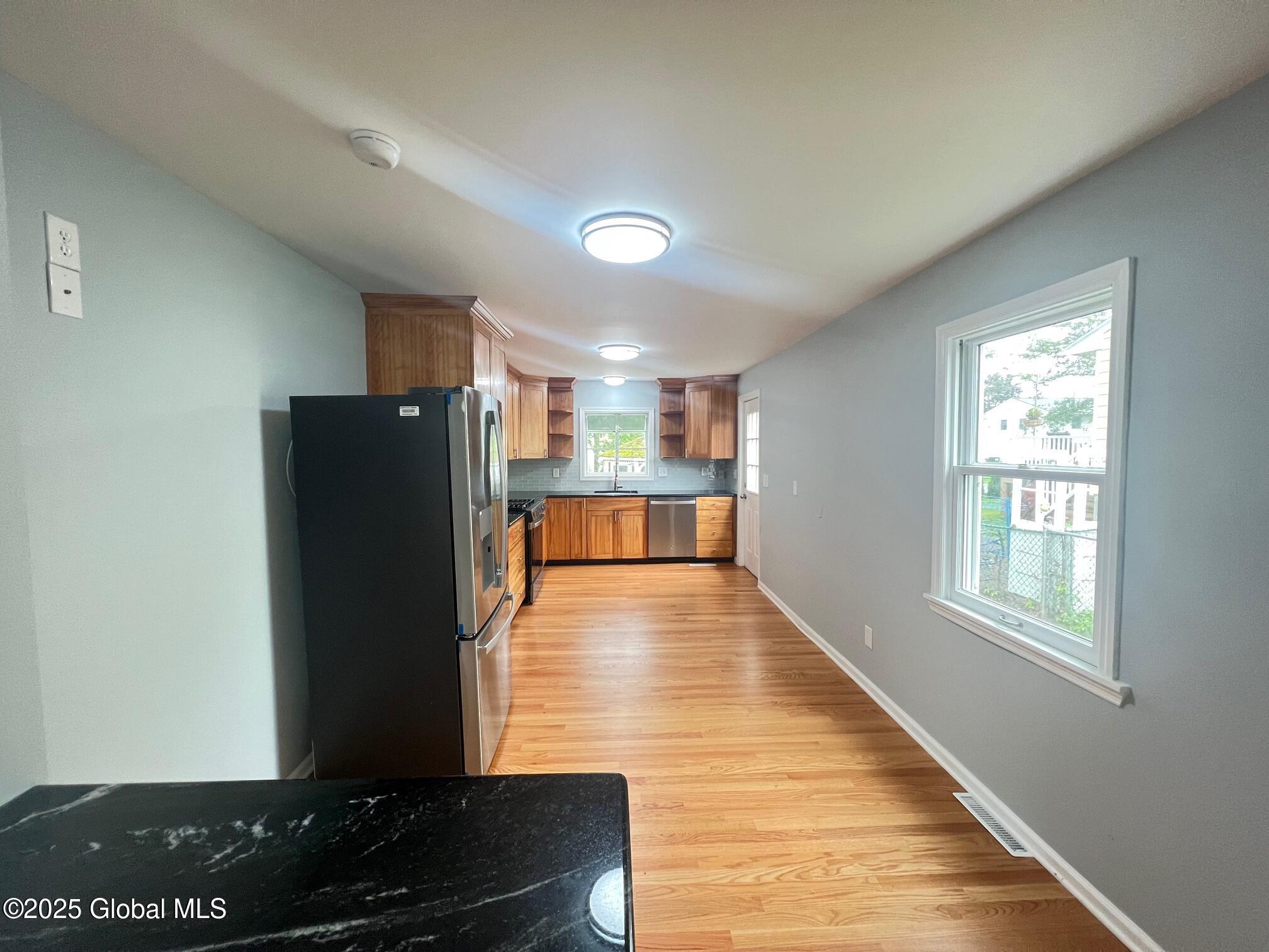 24 Canton Street Schenectady NY 12304