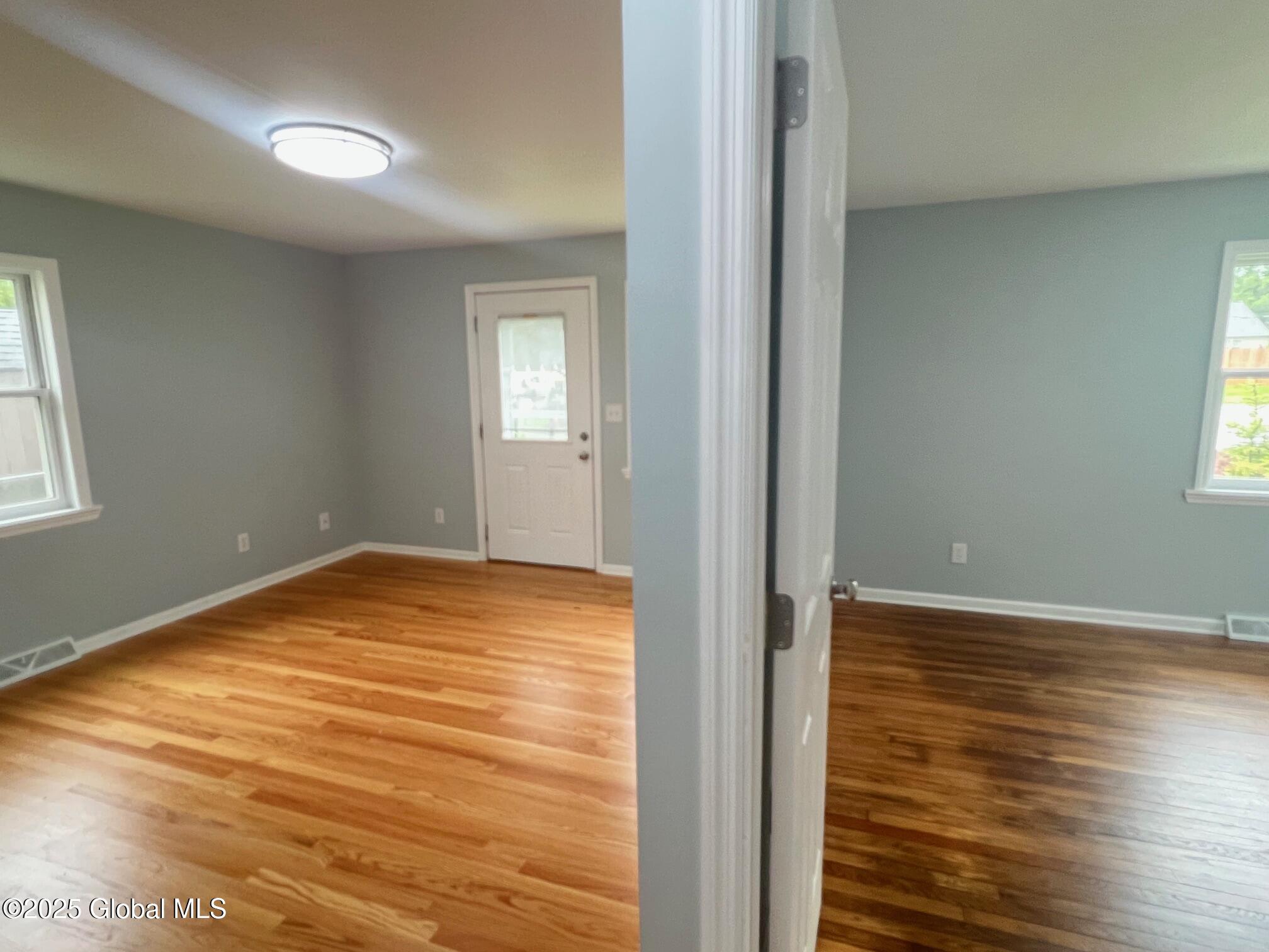 24 Canton Street Schenectady NY 12304