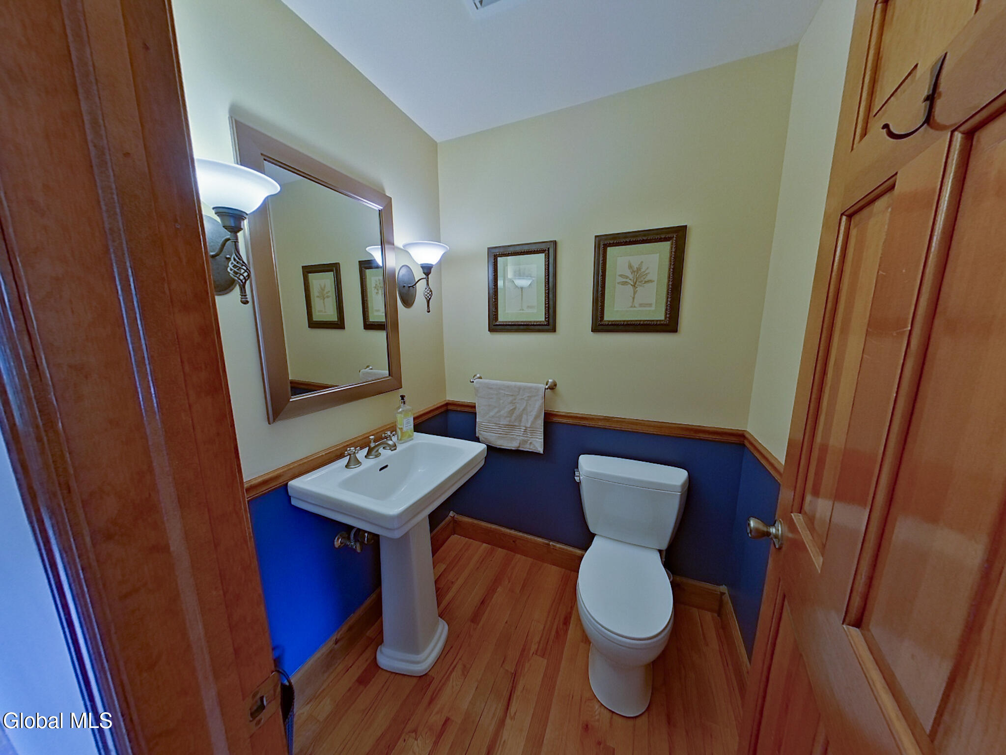216 Anthony Road Clifton Park NY 12065
