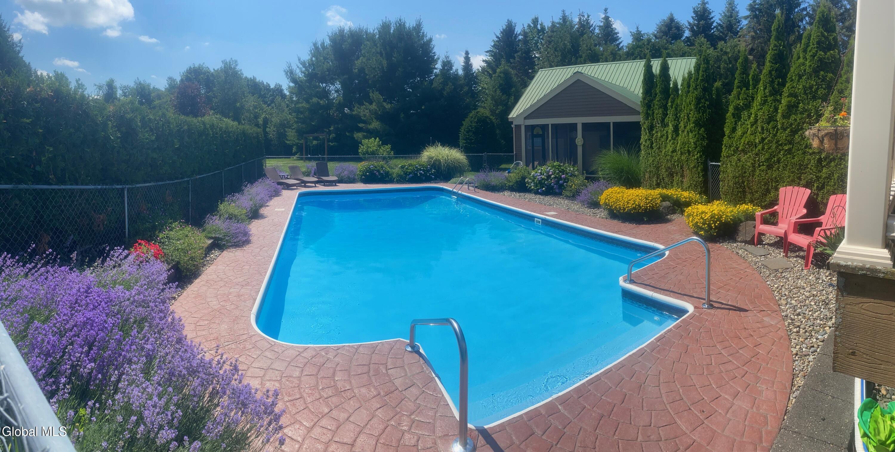 216 Anthony Road Clifton Park NY 12065