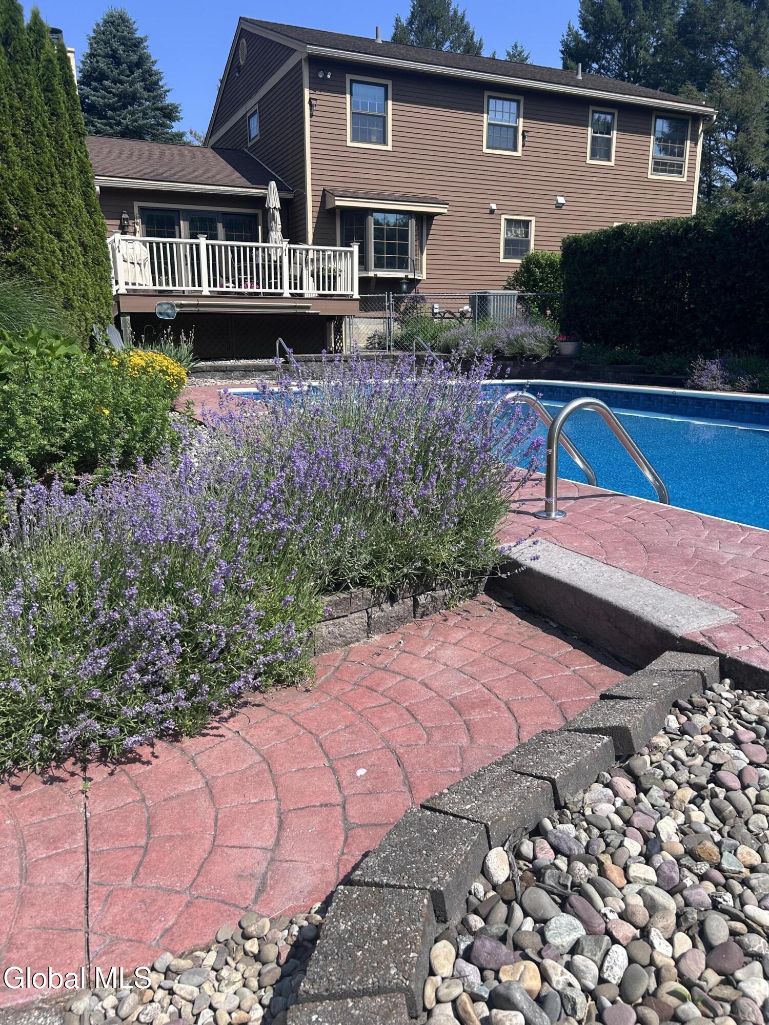 216 Anthony Road Clifton Park NY 12065