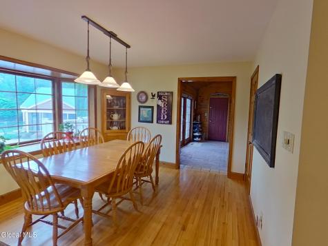 216 Anthony Road Clifton Park NY 12065