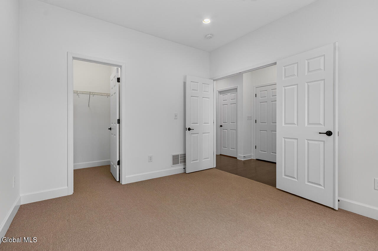 7 Mckenzie Way Saratoga Springs NY 12866