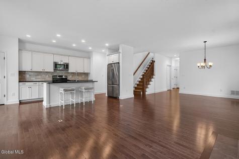7 Mckenzie Way Saratoga Springs NY 12866