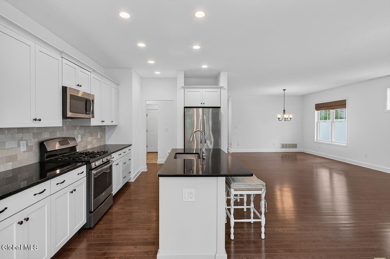 7 Mckenzie Way Saratoga Springs NY 12866