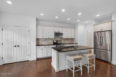 7 Mckenzie Way Saratoga Springs NY 12866