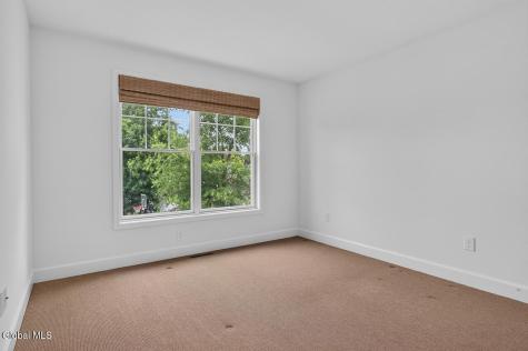 7 Mckenzie Way Saratoga Springs NY 12866